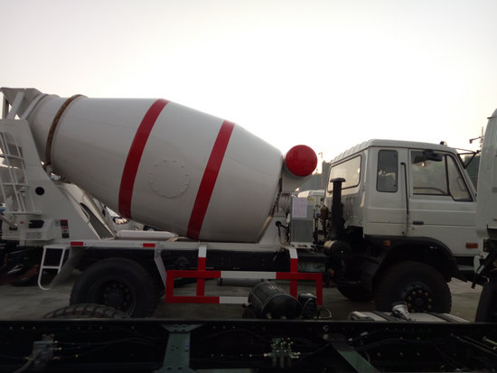 東風(fēng)(5-7方)混凝土攪拌運(yùn)輸車(chē)